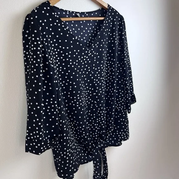 Black Women's Blouse Classy Polka Dot Shirt Dressy Work Flattering Size Large - Picture 2 of 16